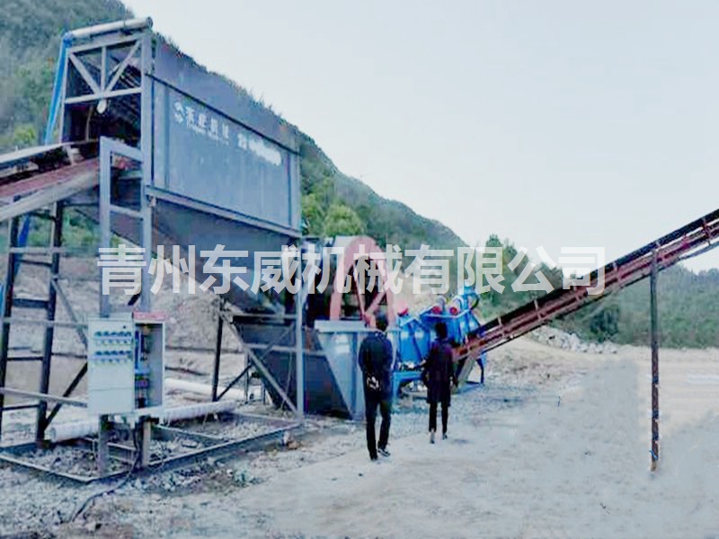 湖南轮式洗沙筛沙脱水筛设备使用现场