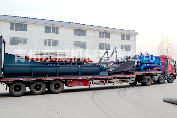 1270型螺旋洗沙机、脱水筛发车，设计处理量洗沙每小时60-80方