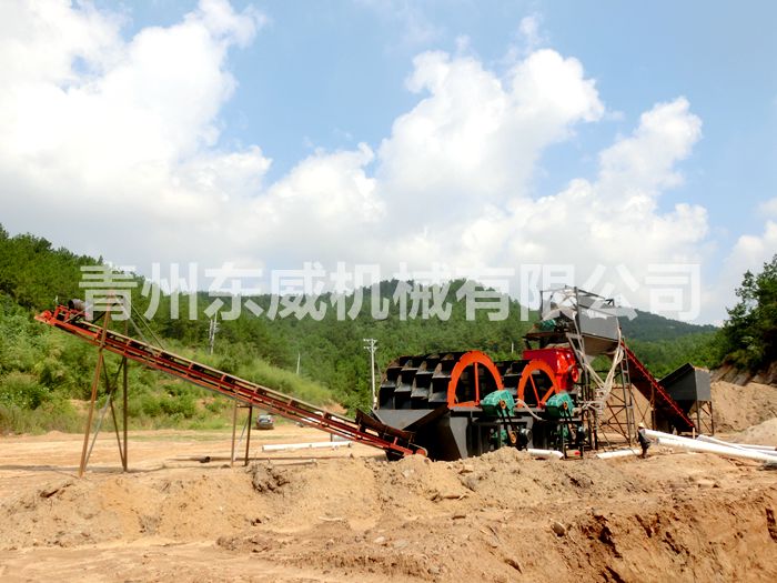 湖北3024型风化砂破碎洗沙生产线安装调试完成