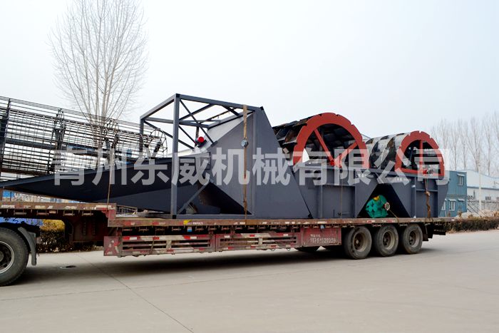客户定制3024型筛洗沙设备发车